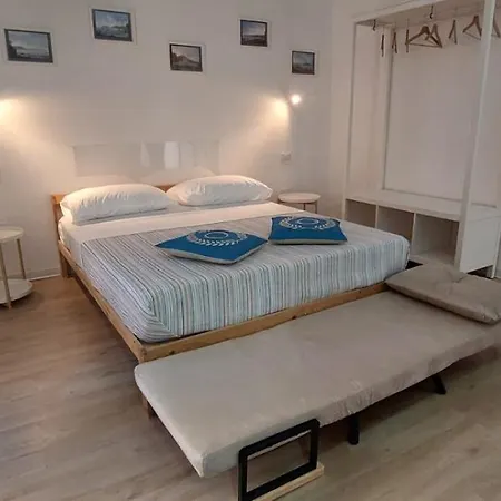 Apartment Otto Al Centro Naples